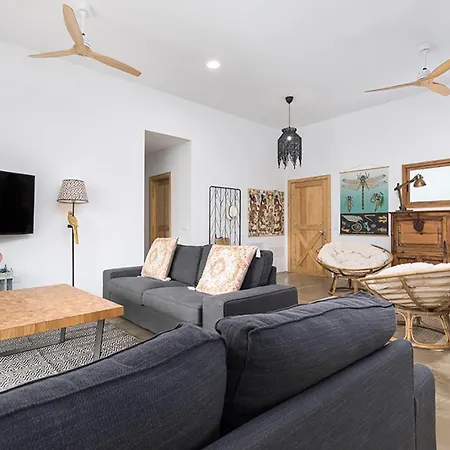 In Take A Swim In Our 15m Long Pool لاجاريس