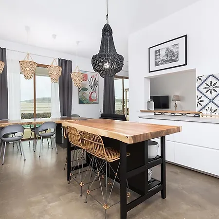 In Take A Swim In Our 15m Long Pool لاجاريس