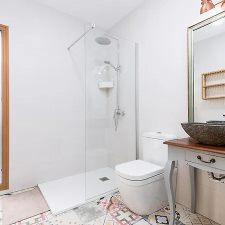 فيلة In Take A Swim In Our 15m Long Pool *